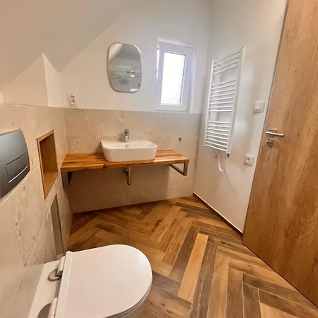 Appartamento žlutý Dům